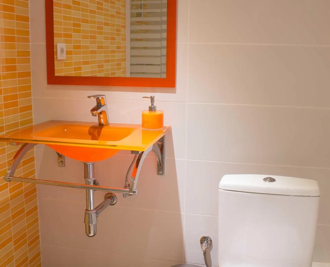 ** Πανσιόν Hostal Nova Barcelona Ισπανία