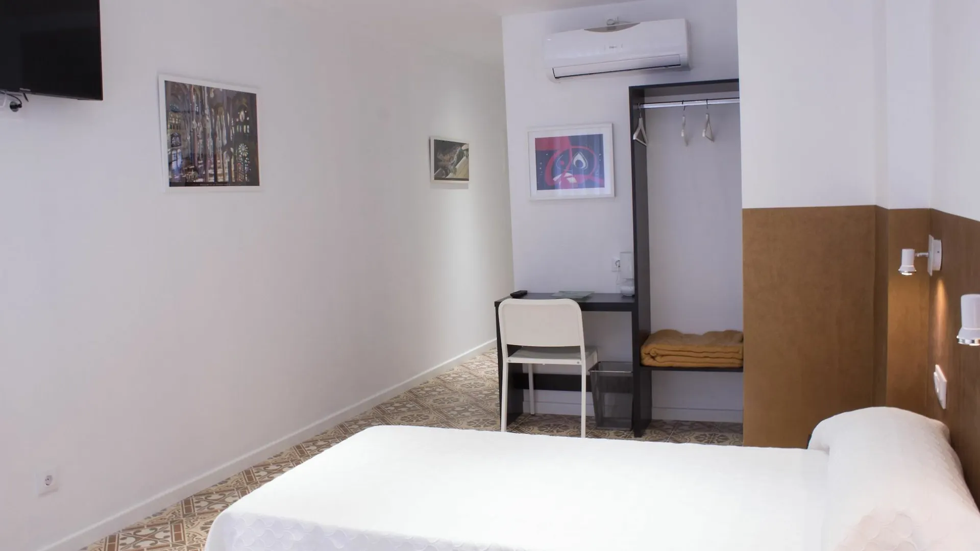 Hostal Nova Barcelona Πανσιόν