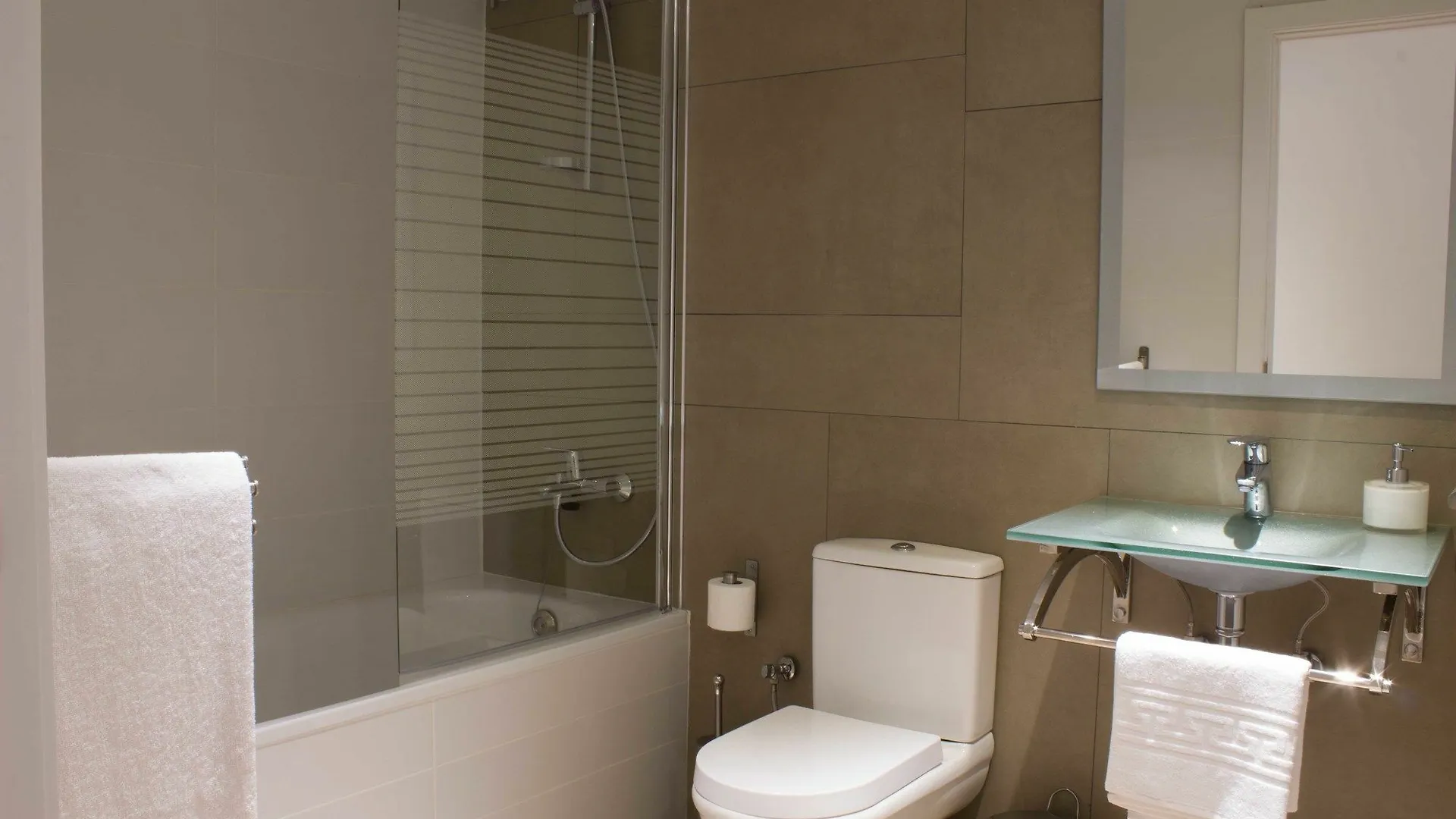 Hostal Nova Barcelona 2*,  Ισπανία